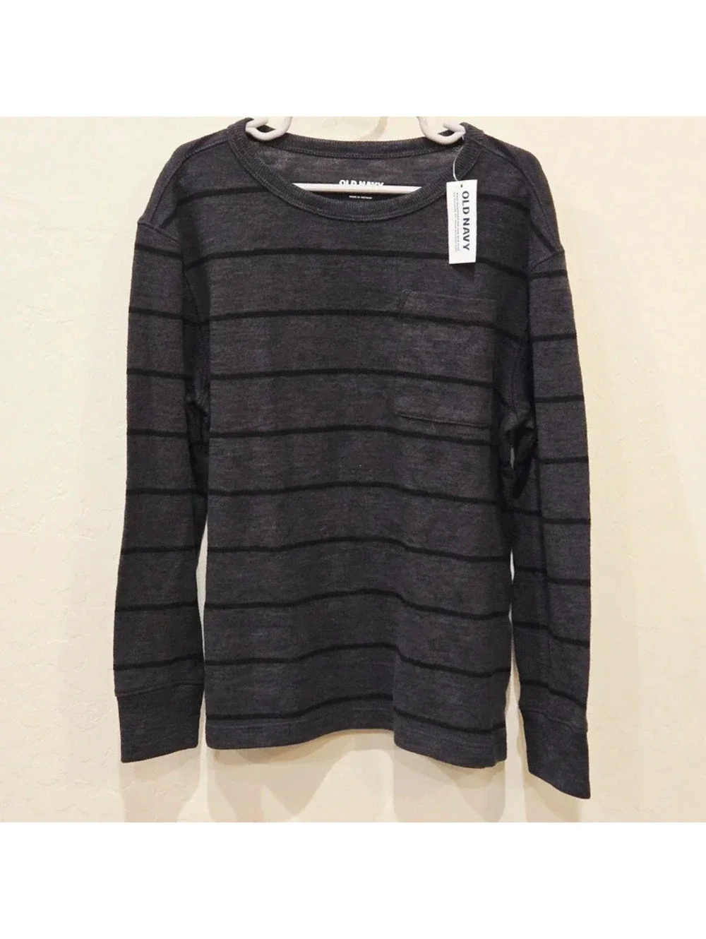 Old Navy Boys Size Medium 8 Striped Gray and Black Long Sleeve Thermal Shirt